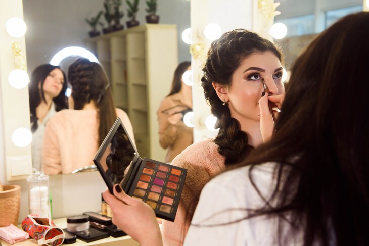 On-Location Makeup Services in Frisco